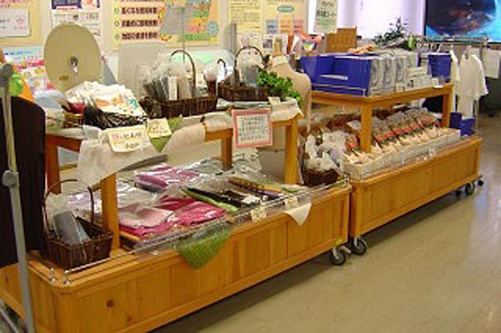 超市展柜 (1).jpg